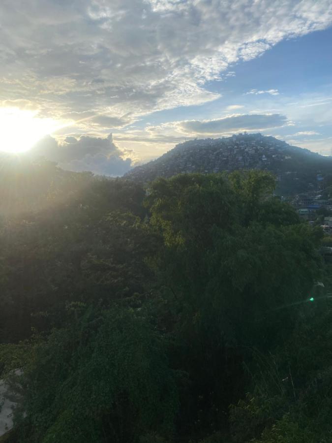 Courtyards Peak-Corner Pinestay - At Goshenland Baguio 碧瑶 外观 照片